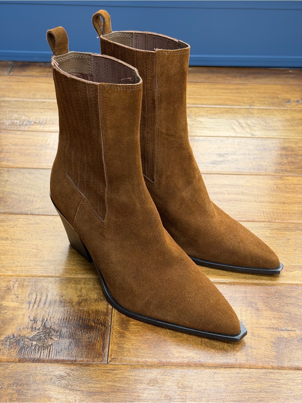 Zara Brown Suede Pointed-Toe Ankle Booties - Picture 6 of 11